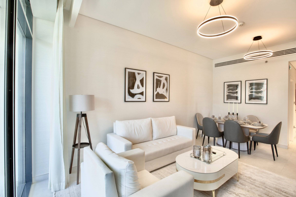 Expat reviewing mortgage options for buying property in Dubai